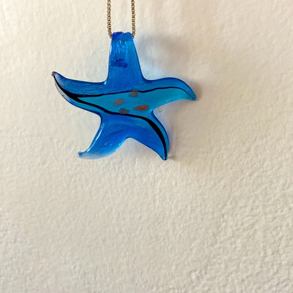 Blue glass starfish necklace on a silver 925 chain